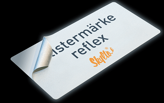 Klistermärken, dekaler och stickers med reflex och tryck i mörker.